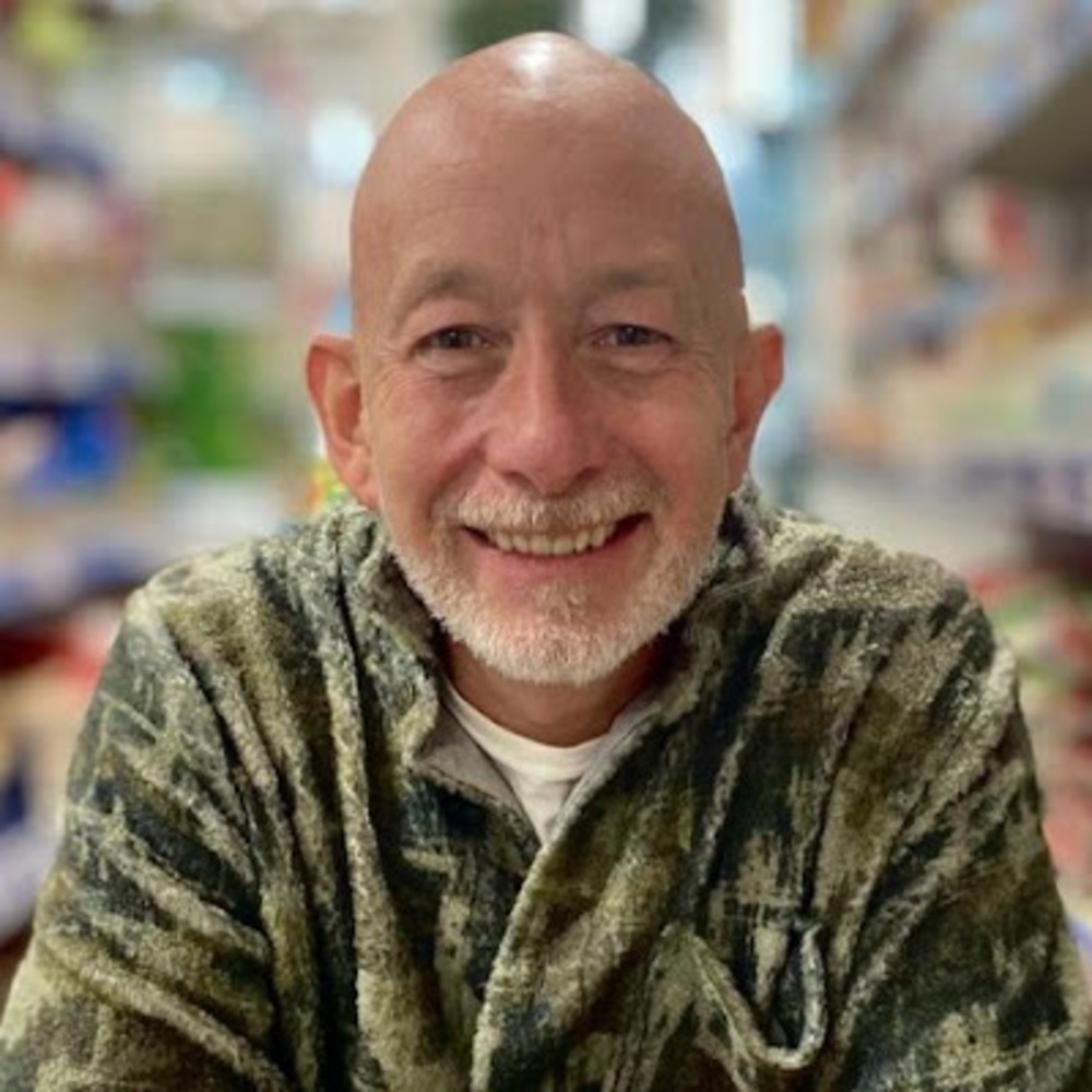 Meet your Posher, Derek